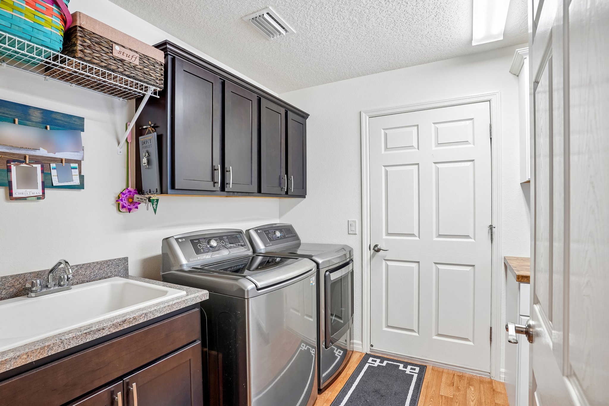Enisgrove Way-S1009-021.jpg