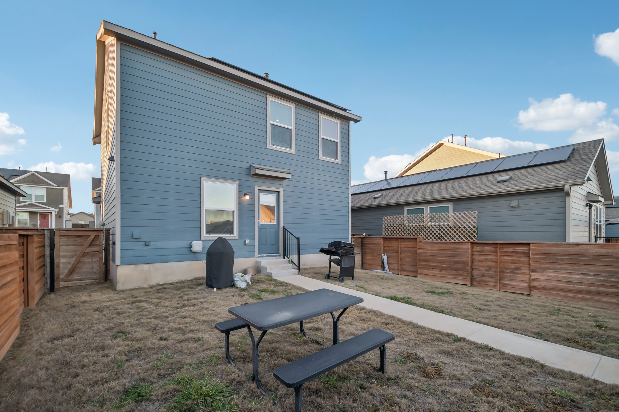 Powell St-S0702-025.jpg