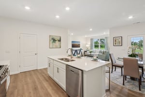 Denney St-S0107-019.jpg