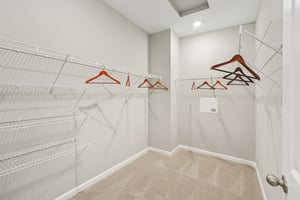 Denney St-S0107-033.jpg