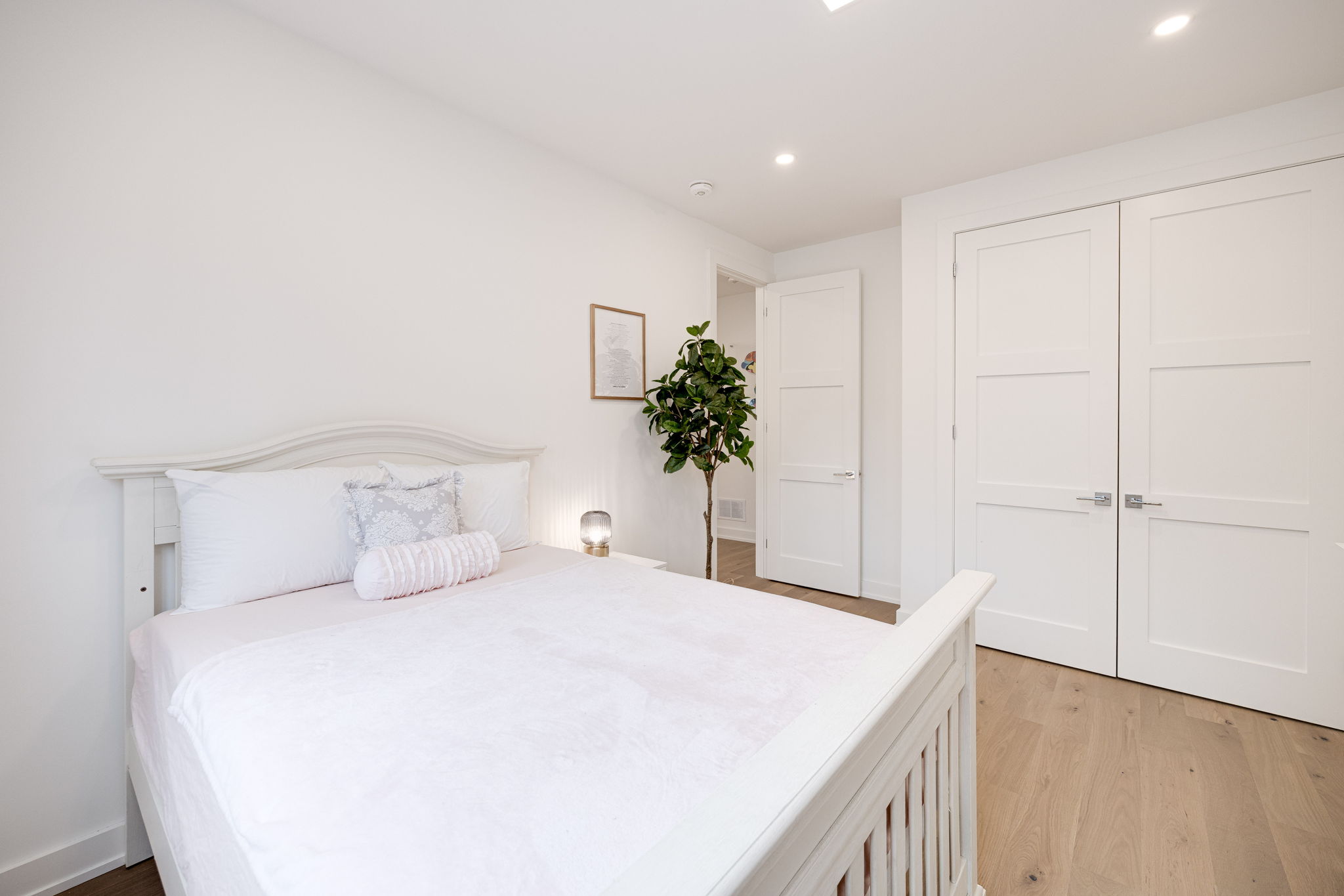 Toronto property showcase — delivered property photograph 20