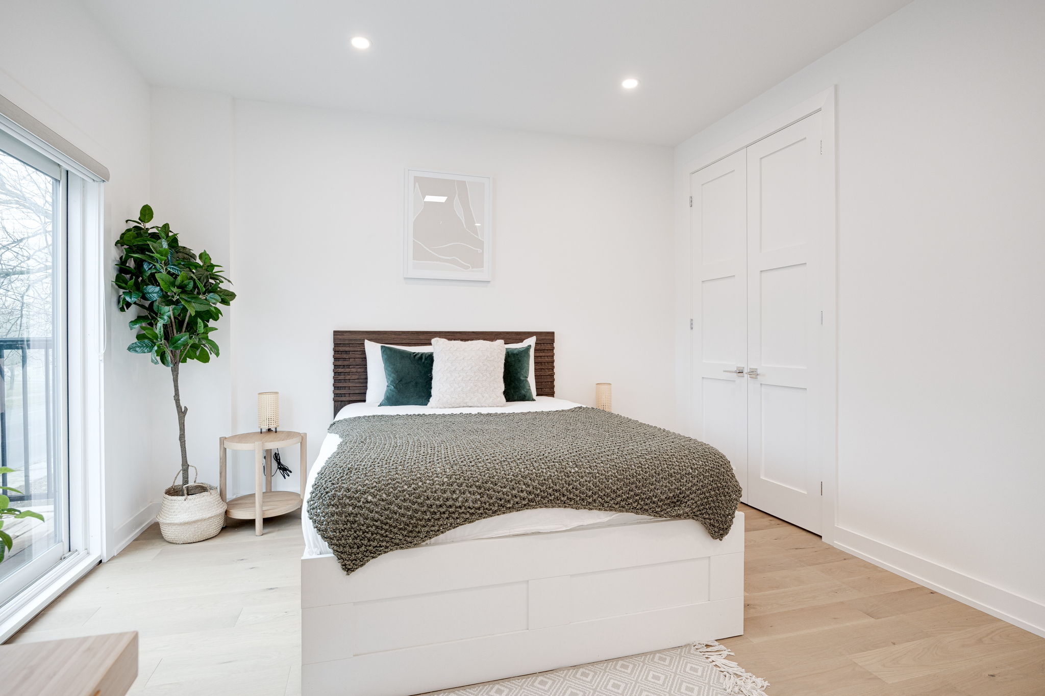 Toronto property showcase — delivered property photograph 22