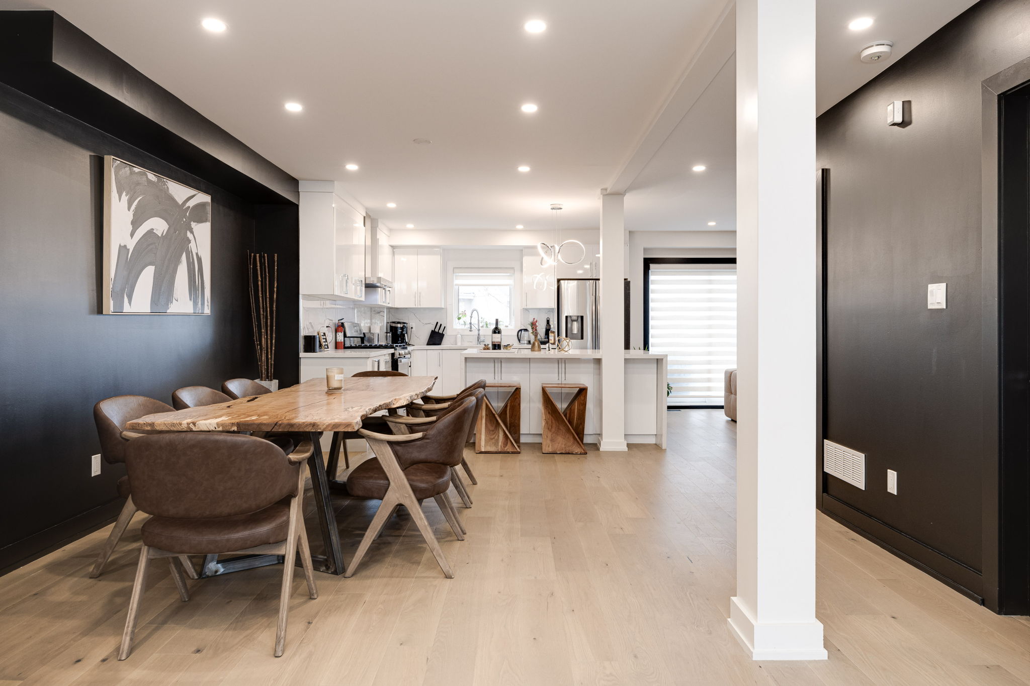 Toronto property showcase — delivered property photograph 4