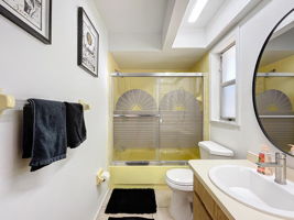  Photo 47