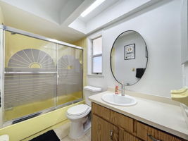  Photo 48