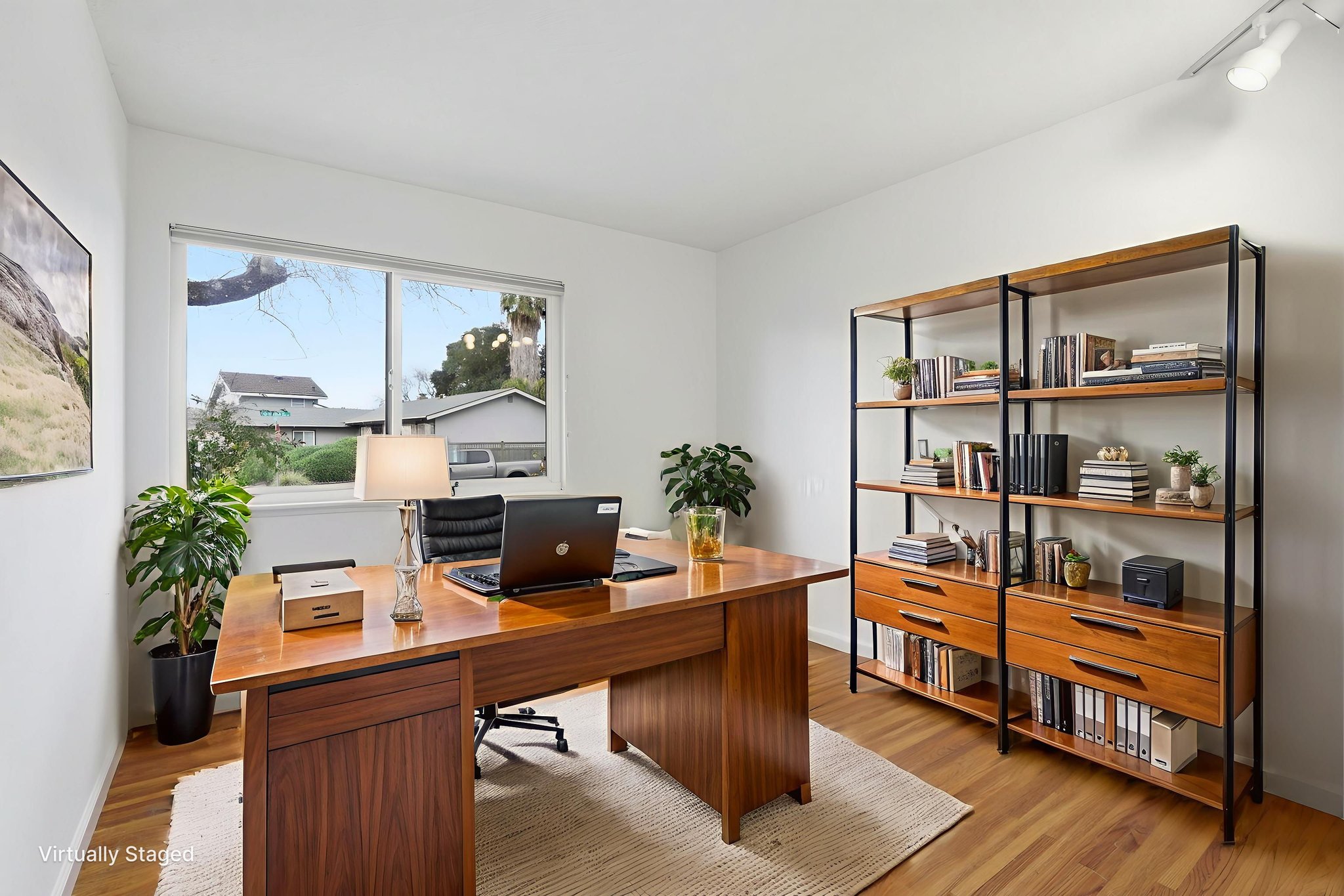 011_F8_8589 Davona Dr virtually staged.jpeg