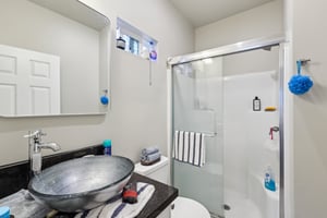 Ground Floor Full Bathroom