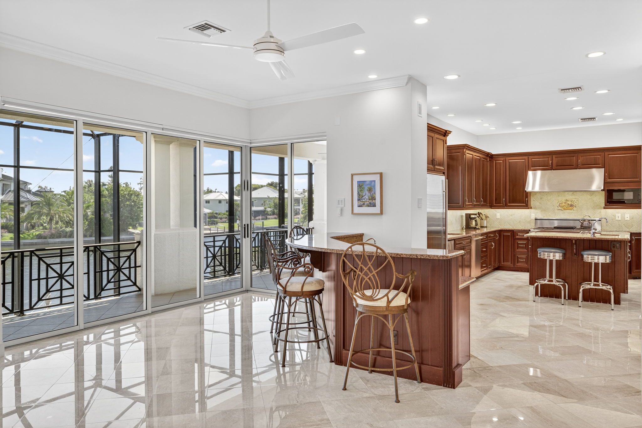 Breakfast Bar 2 of 2