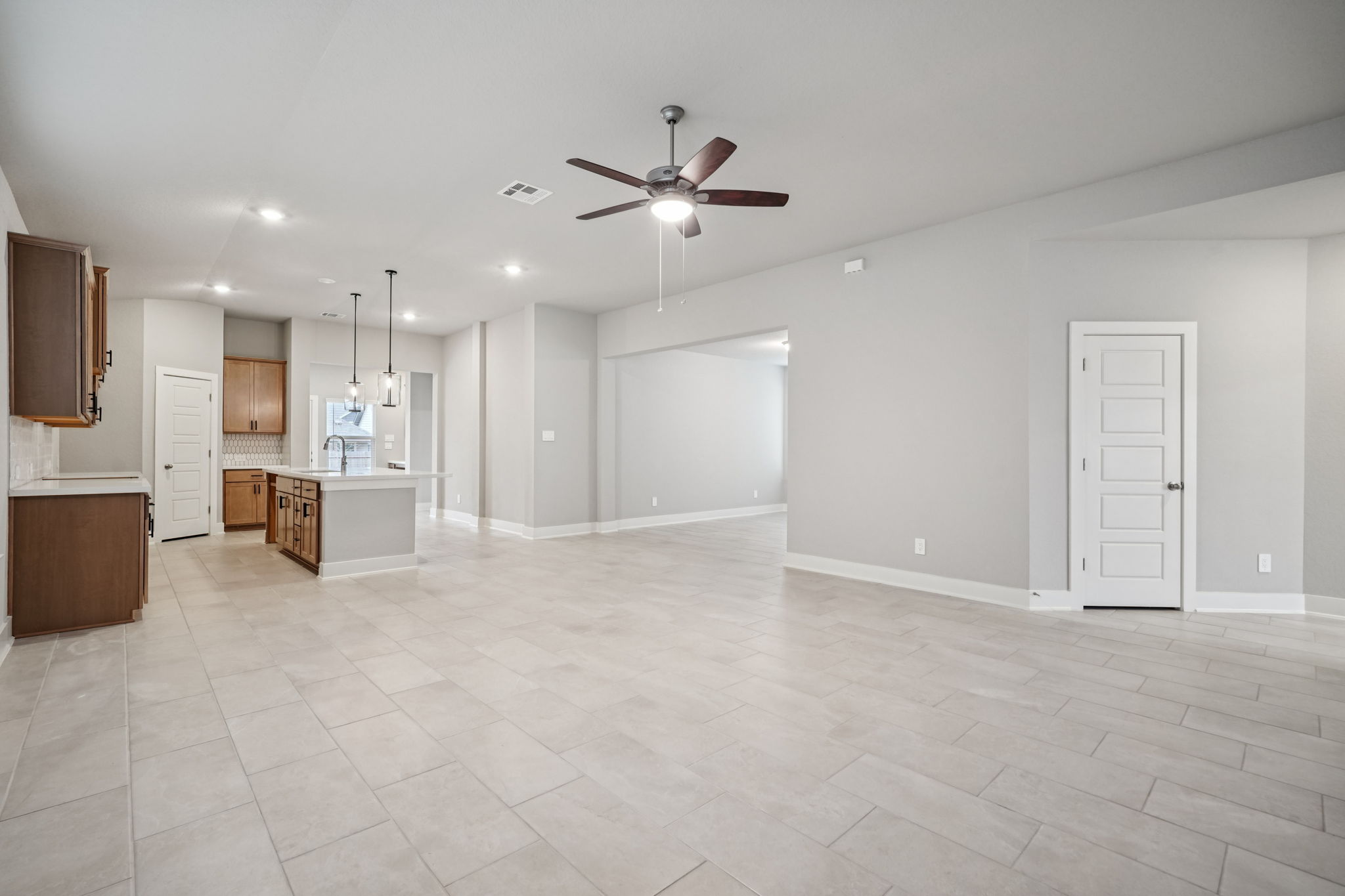 San Antonio - Estancia Ranch- 859 Shatterhand Blvd San Antonio TX 78260-009