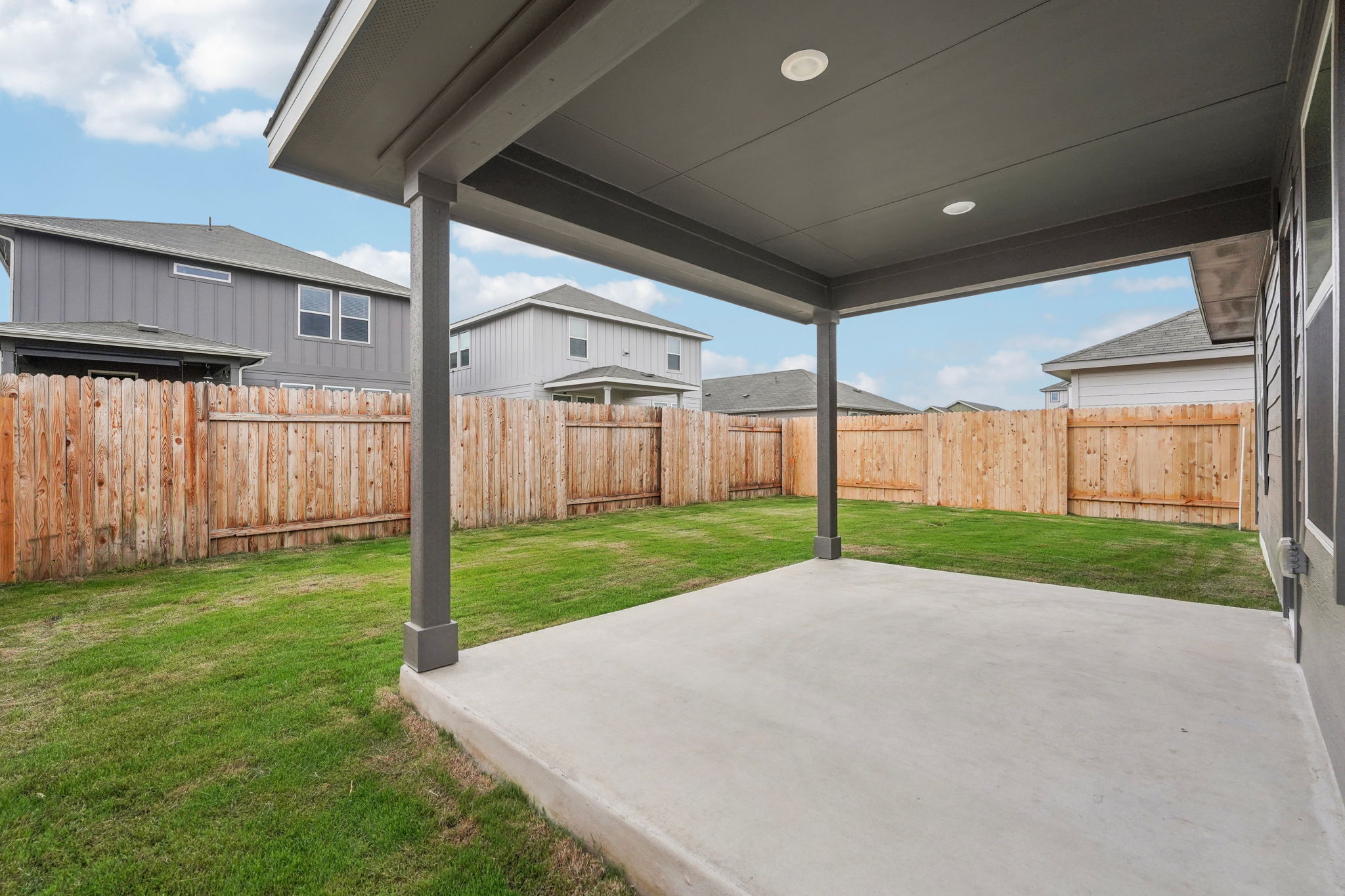 Austin - Americana Collection - 859 Sungrove Trl Andice TX 78628 - 030