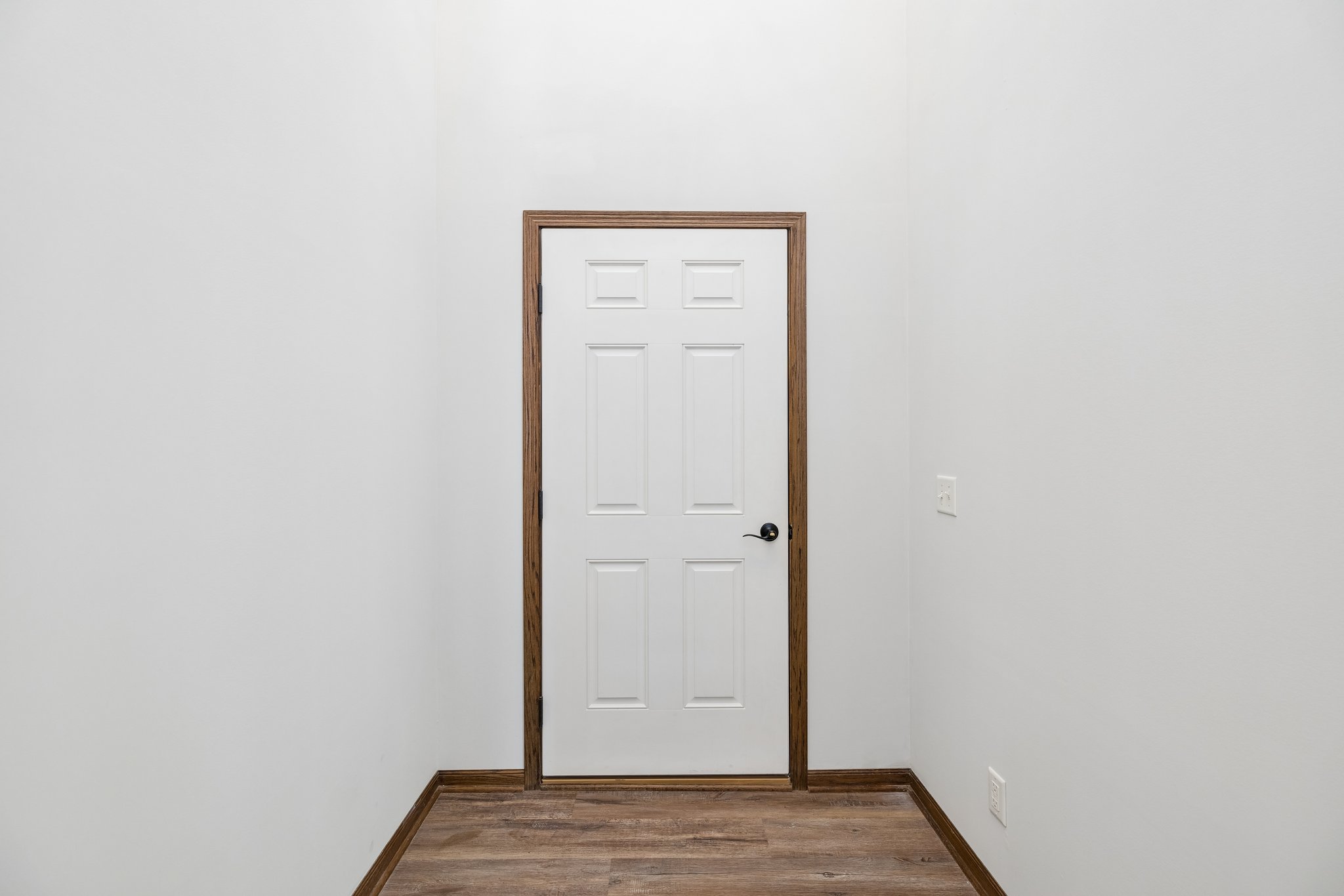 8380 - 859 W Desert Vis Dr_004.jpg