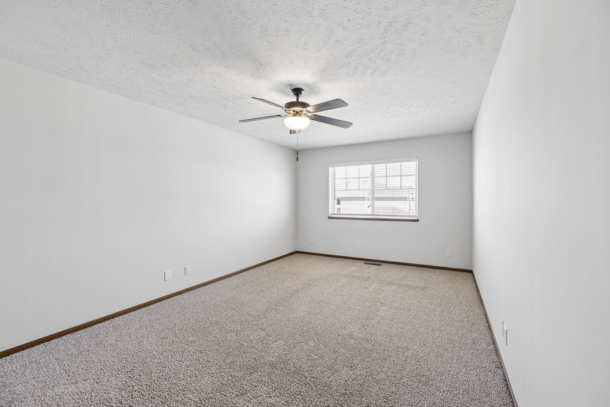 8380 - 859 W Desert Vis Dr_020.jpg