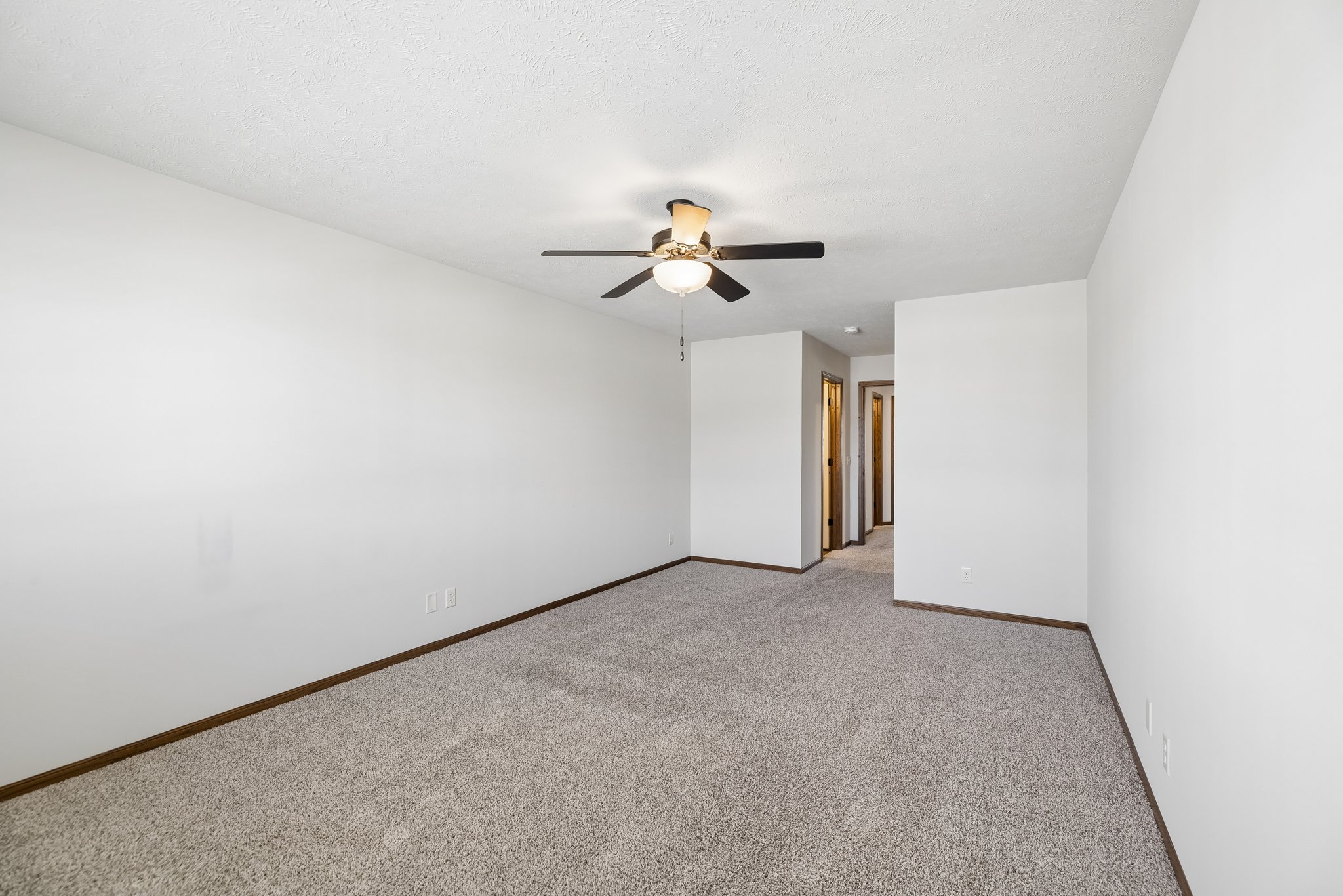 8380 - 859 W Desert Vis Dr_021.jpg