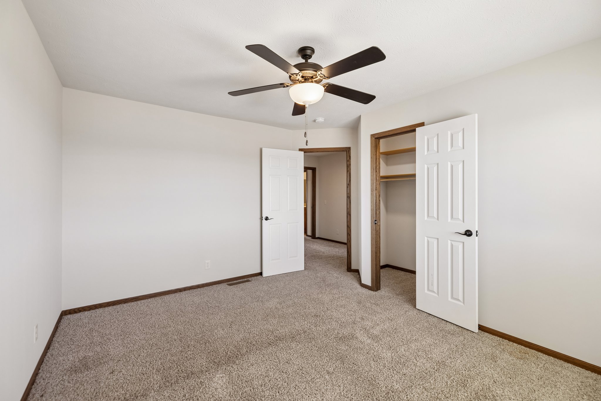 8380 - 859 W Desert Vis Dr_025.jpg