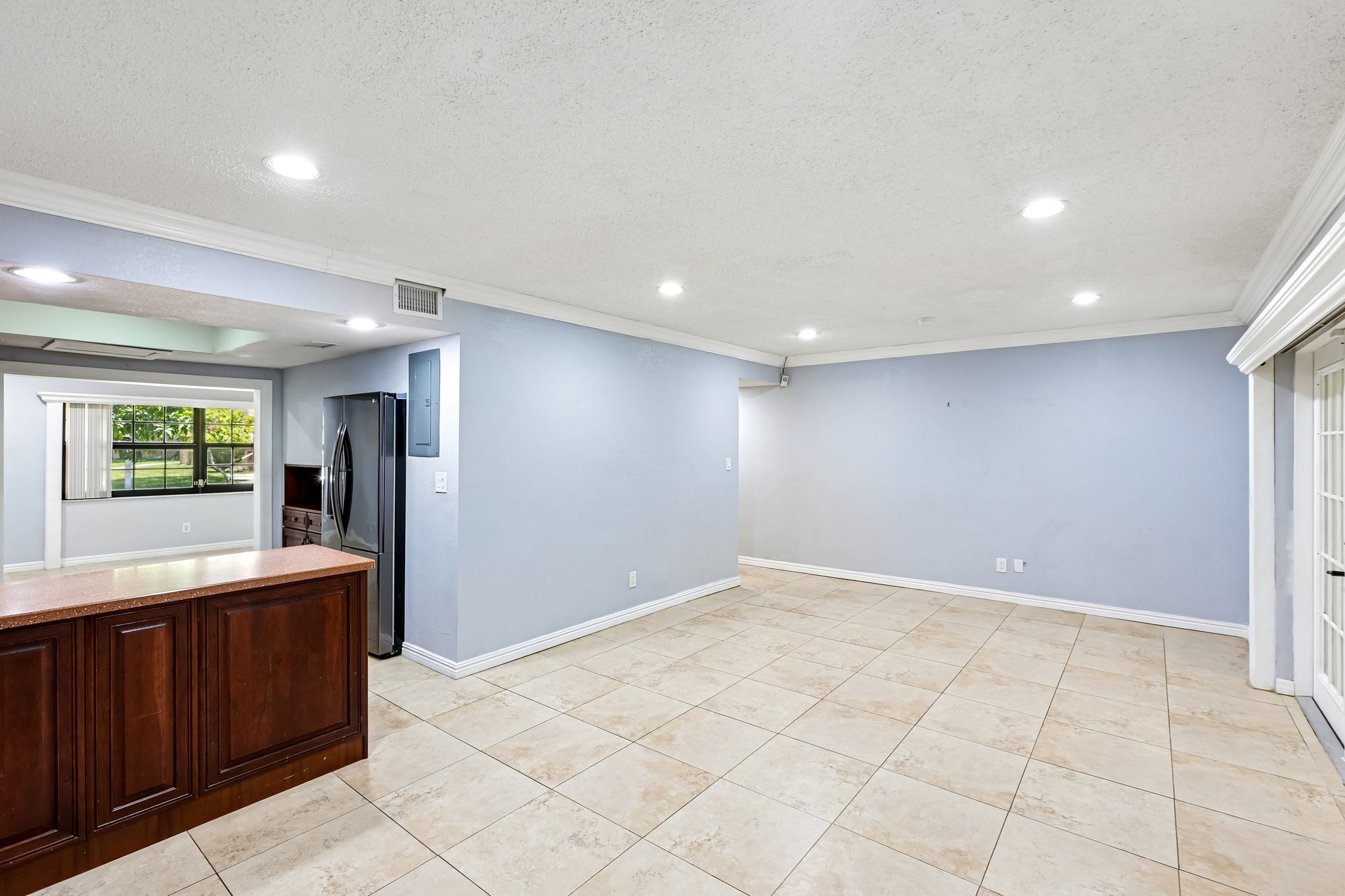 Ann Lee Ln-S1706-015.jpg