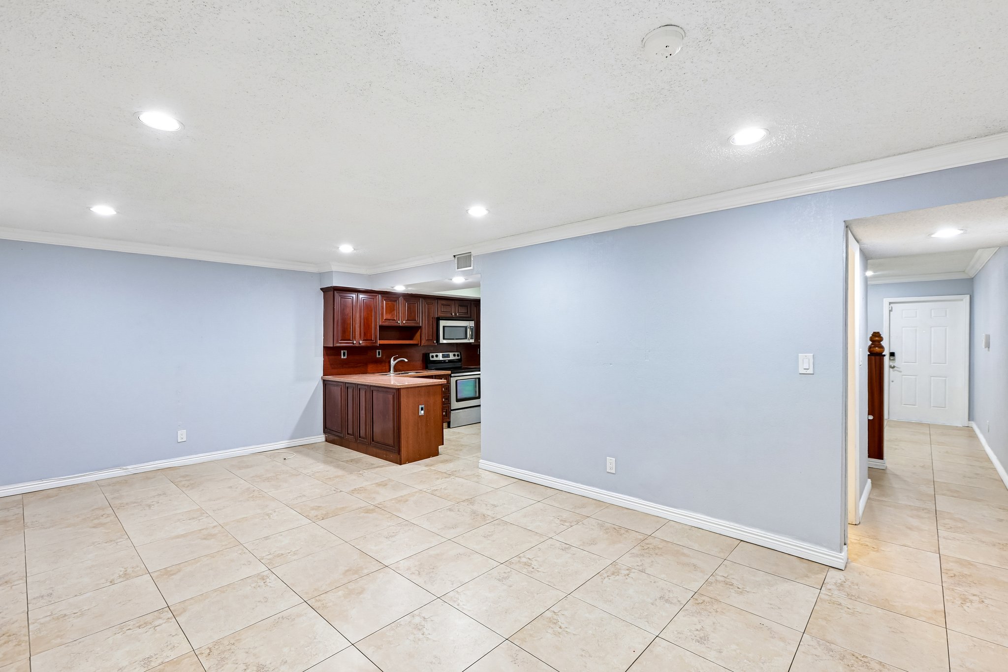 Ann Lee Ln-S1706-017.jpg