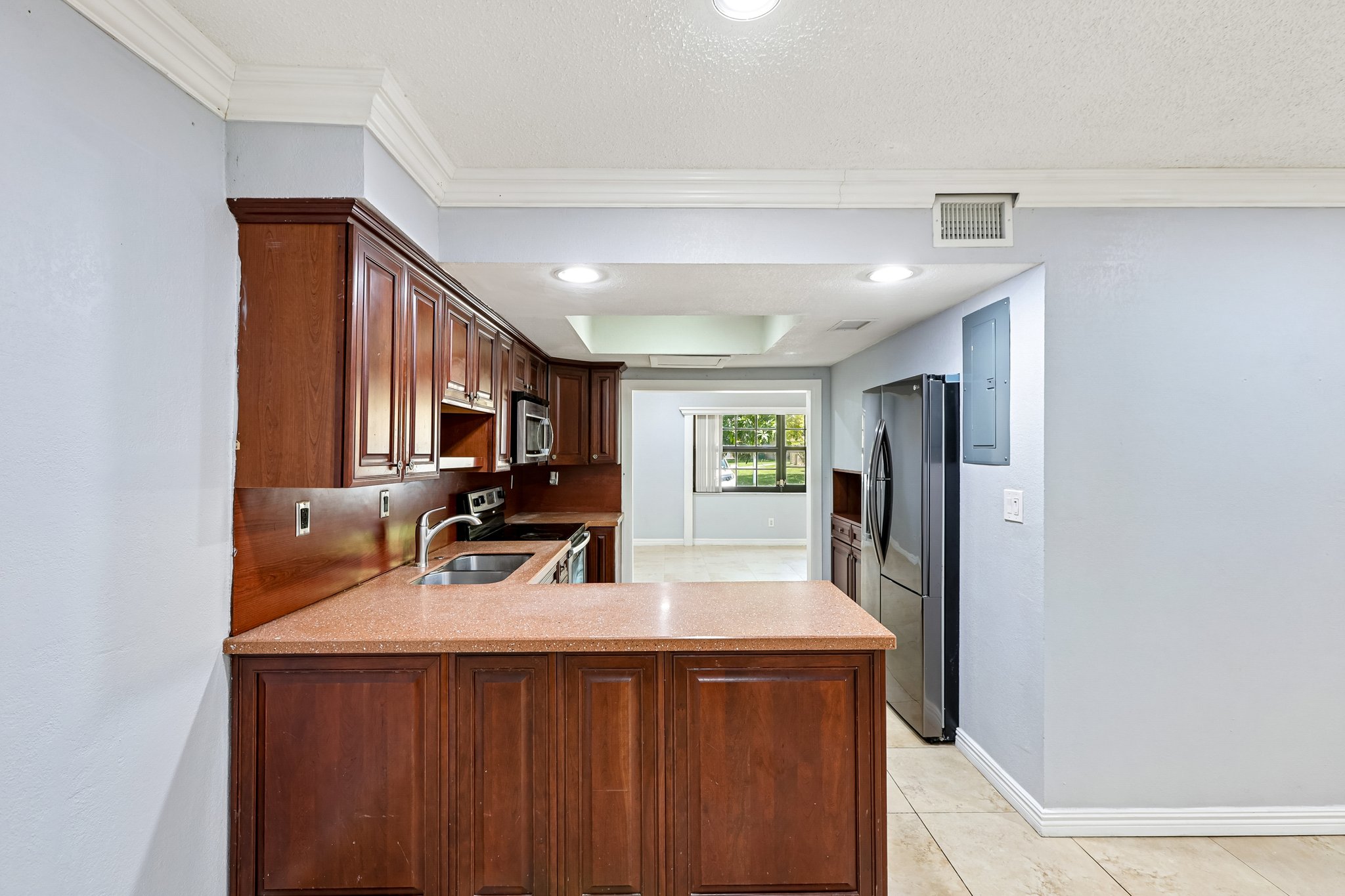 Ann Lee Ln-S1706-022.jpg