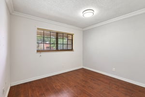 Ann Lee Ln-S1706-039.jpg