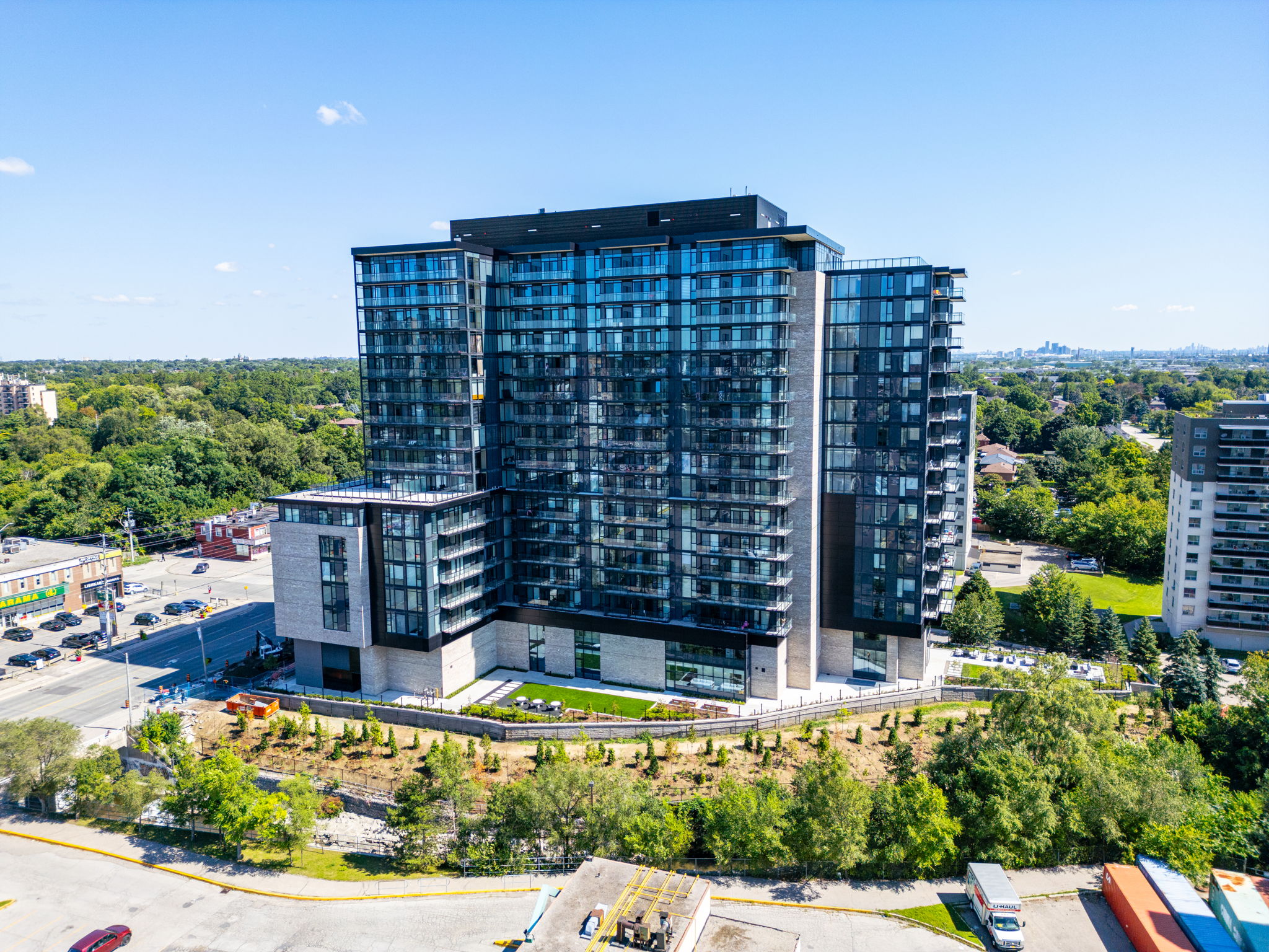 Mississauga property showcase — delivered property photograph 5