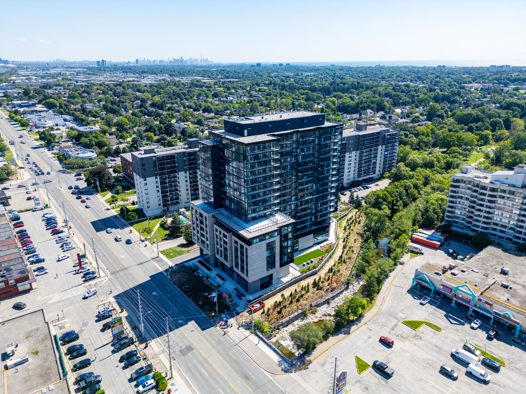 Mississauga property showcase — delivered property photograph 7