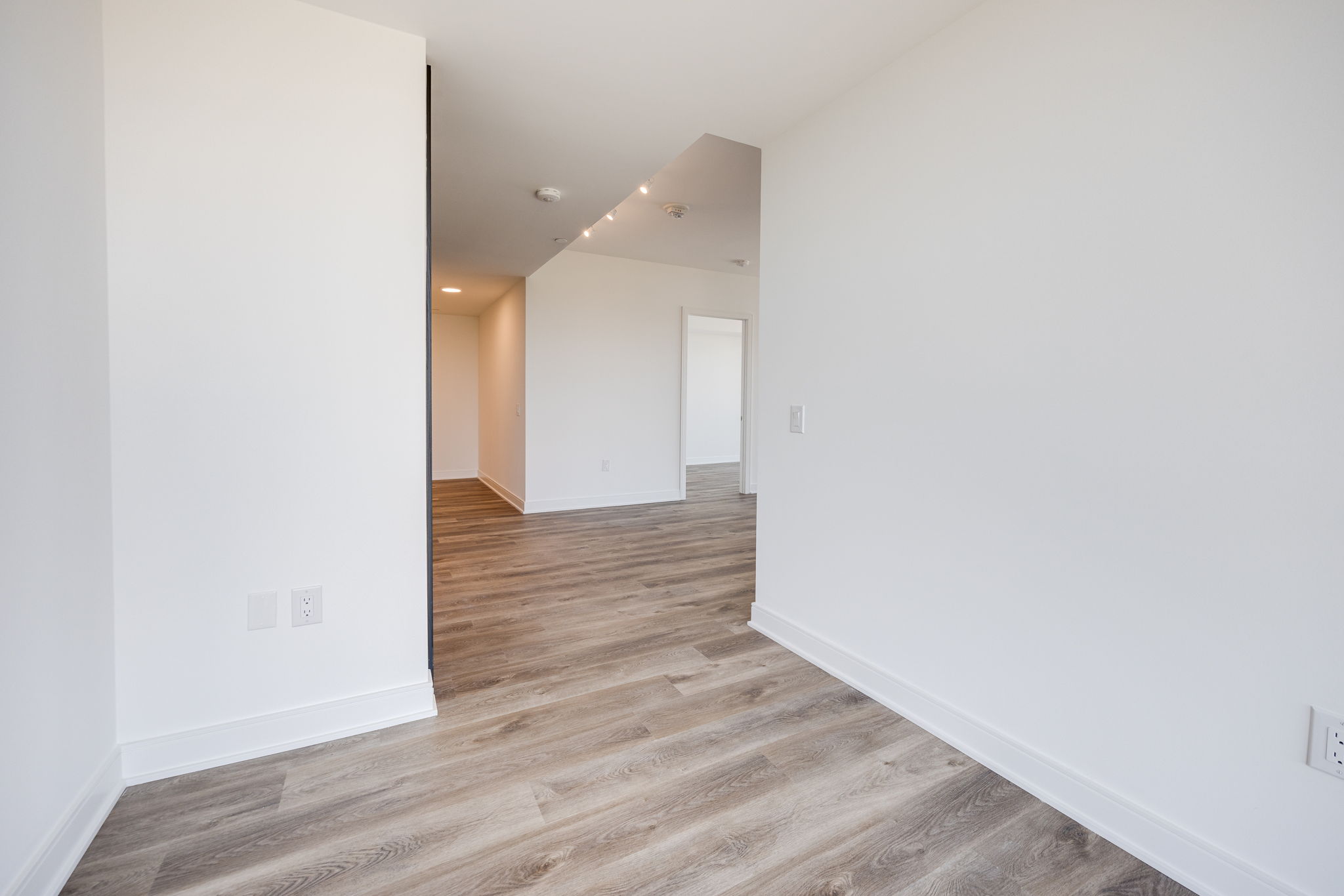 Mississauga property showcase — delivered property photograph 17