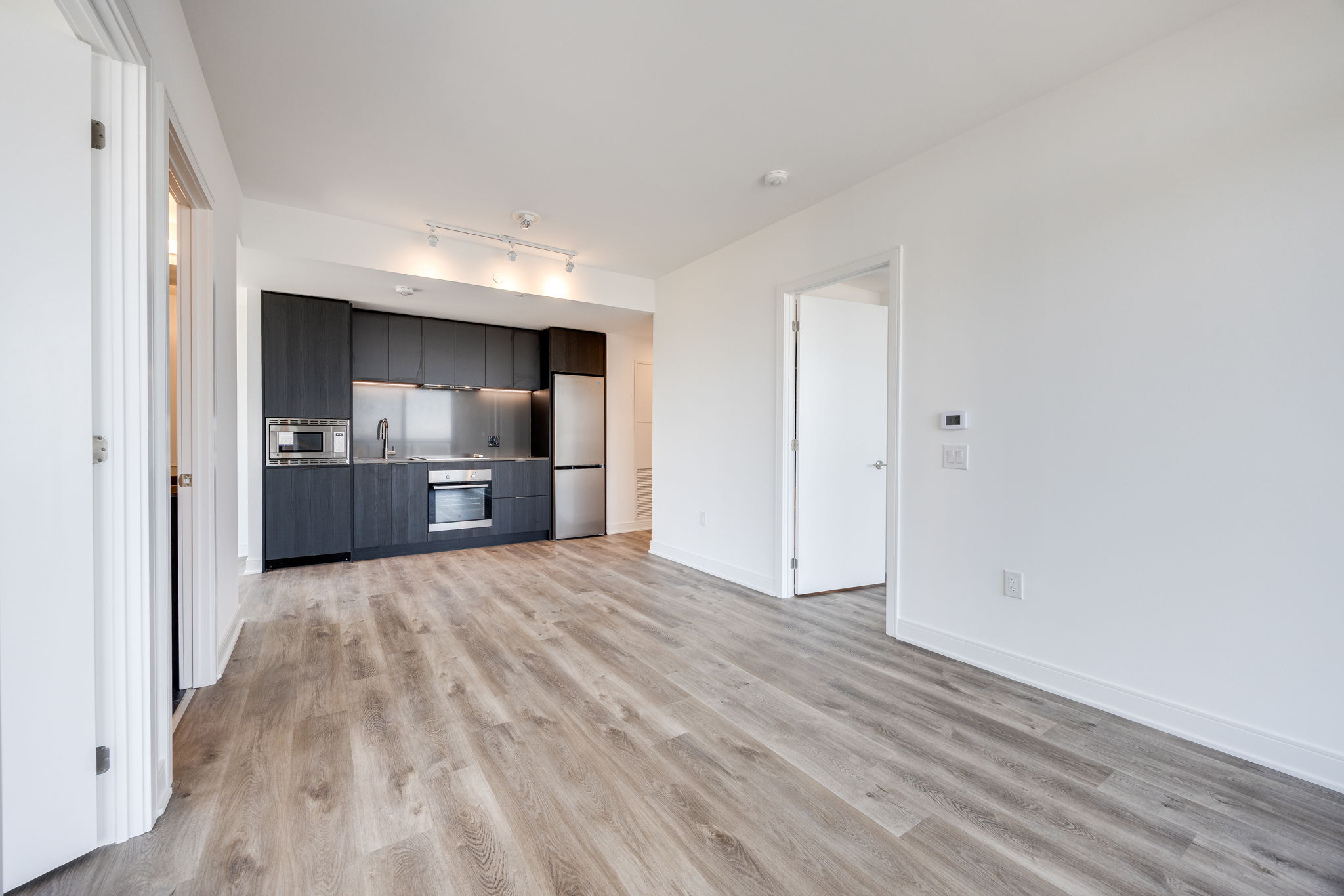 Mississauga property showcase — delivered property photograph 22