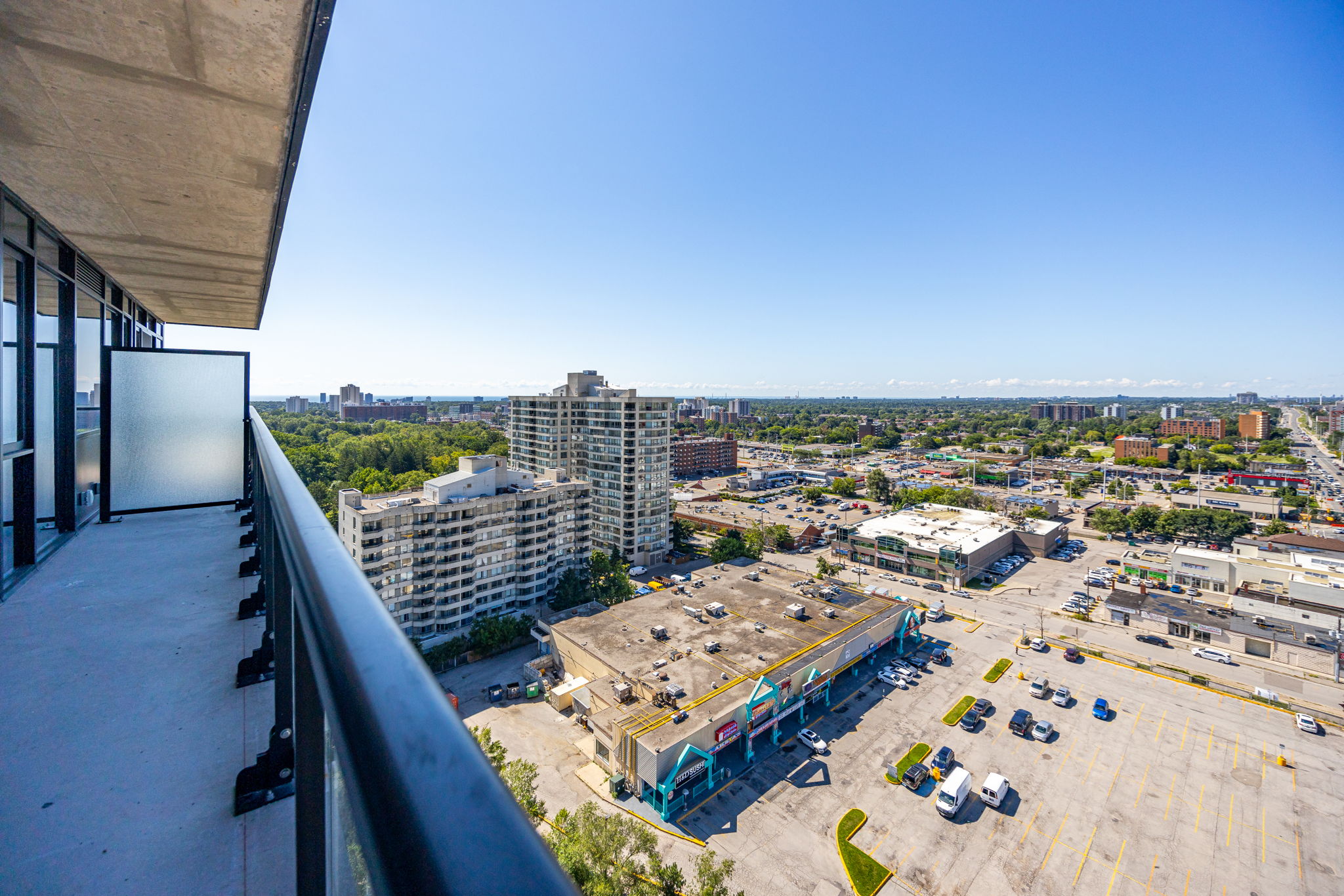 Mississauga property showcase — delivered property photograph 32