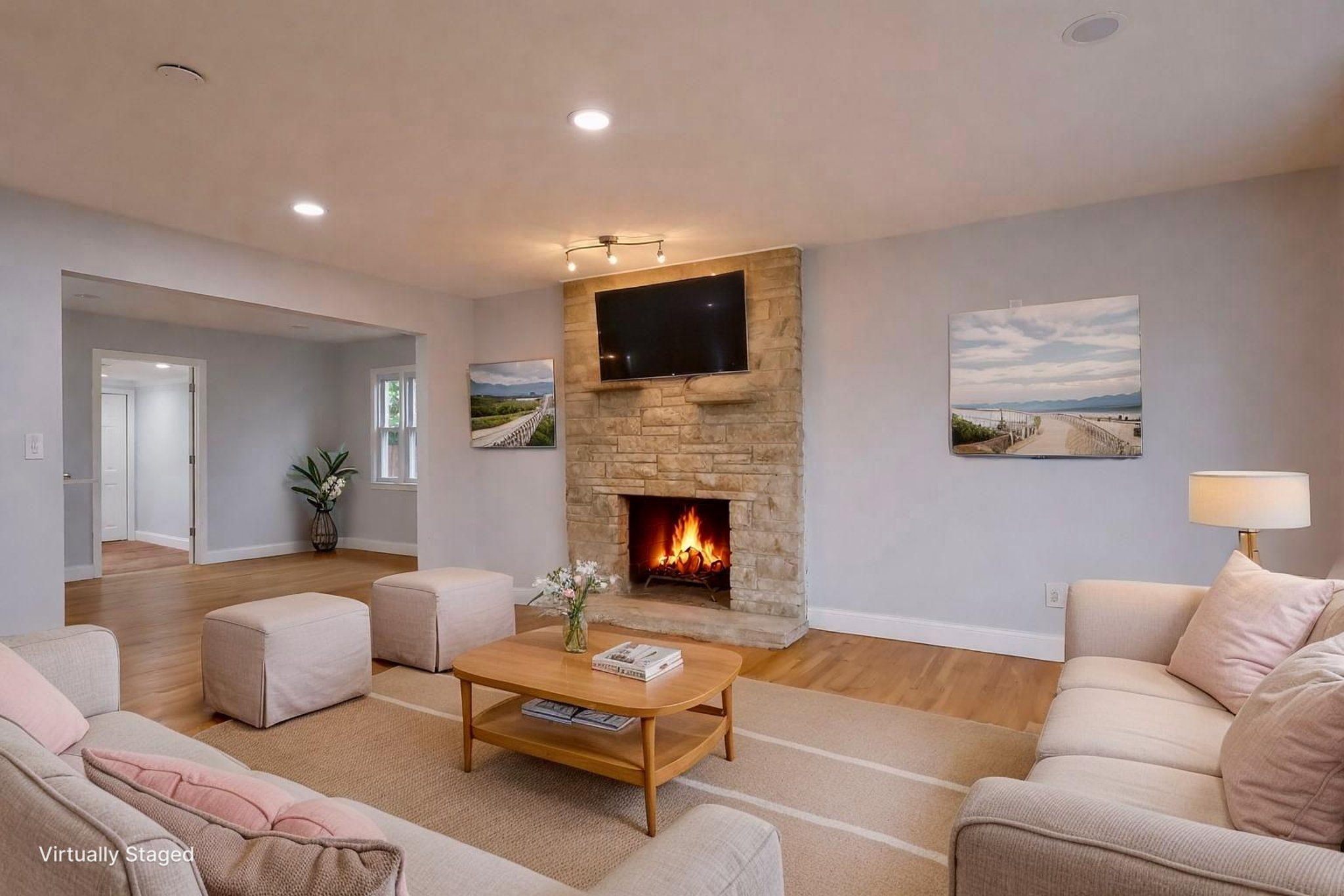 1D7A8924-5667-46C4-AD5D-2CFEE961A5C2 virtually staged.jpeg