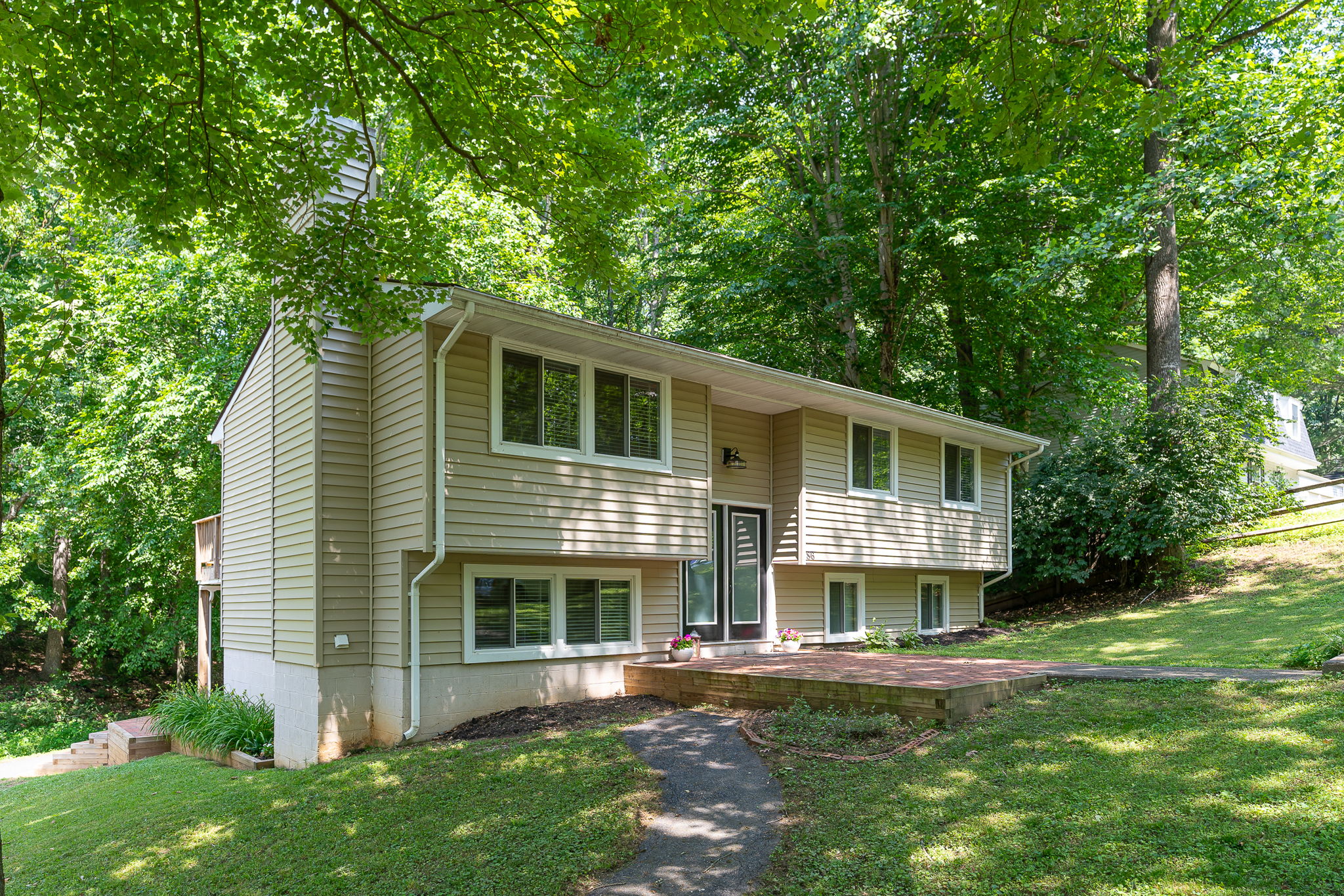  86 Lumber Ln, Barboursville, VA 22923, US Photo 5