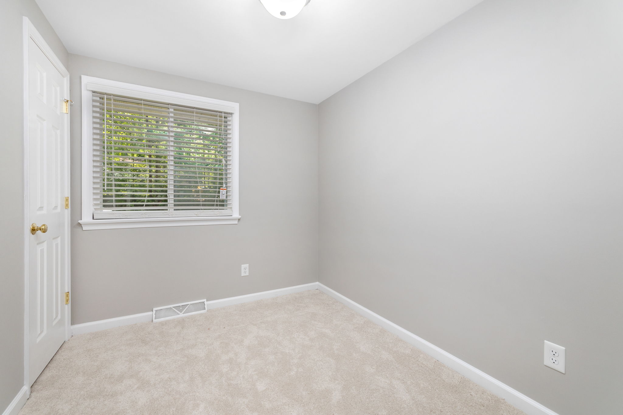  86 Lumber Ln, Barboursville, VA 22923, US Photo 19