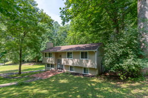  86 Lumber Ln, Barboursville, VA 22923, US Photo 3