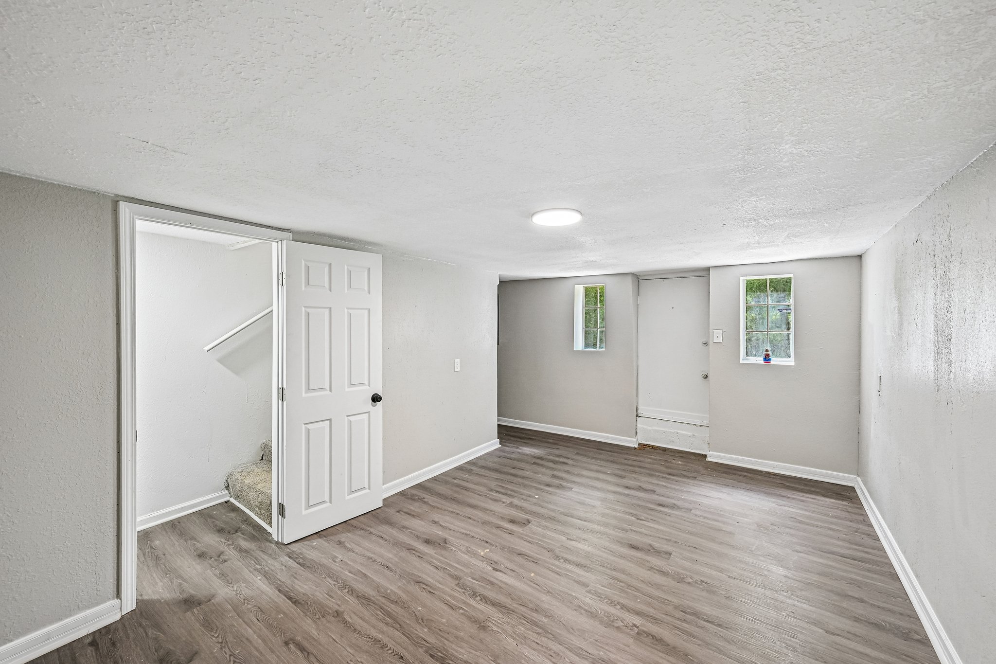 Morningside Dr-S2805-032.jpg
