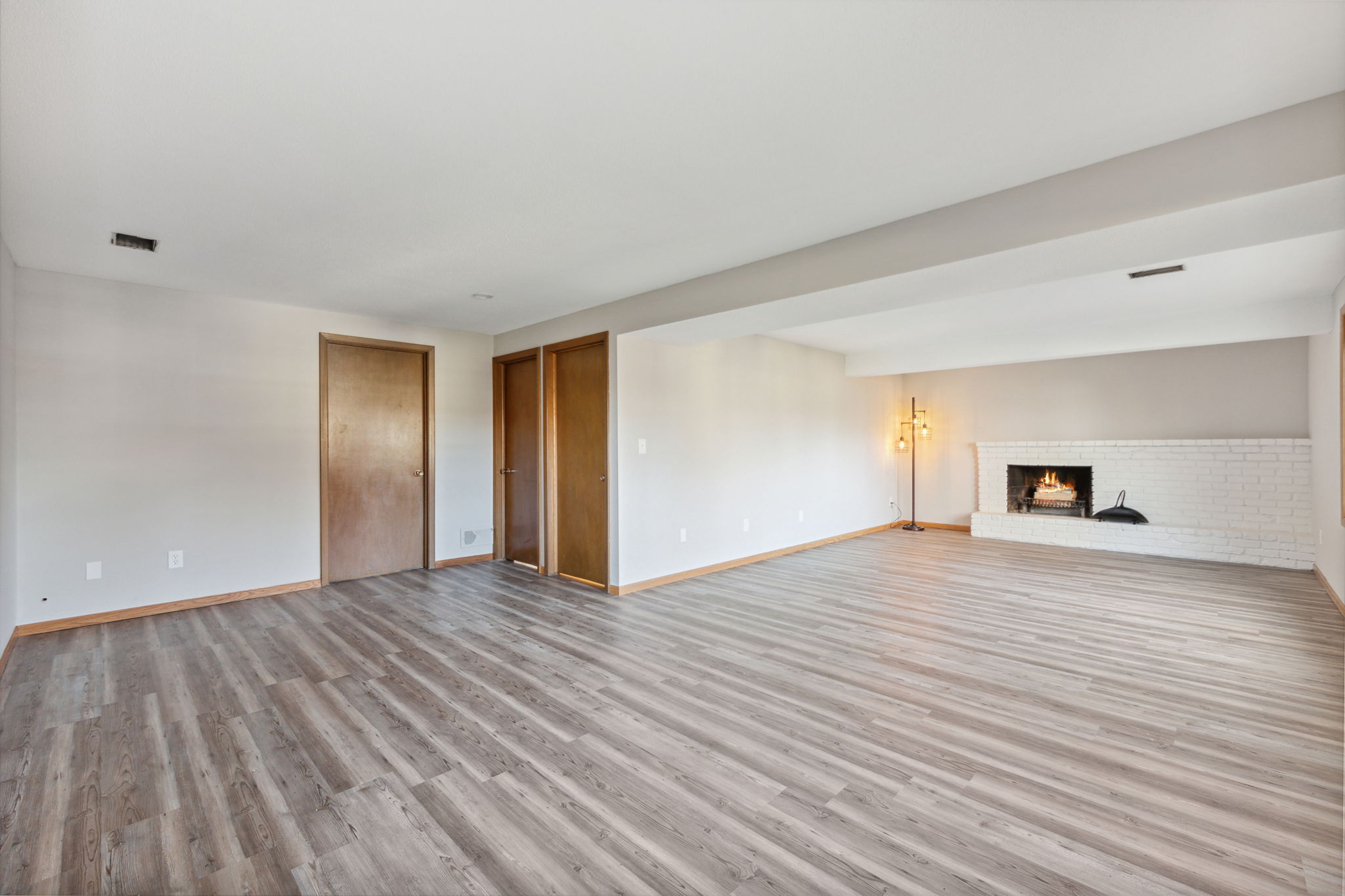 02_Interior