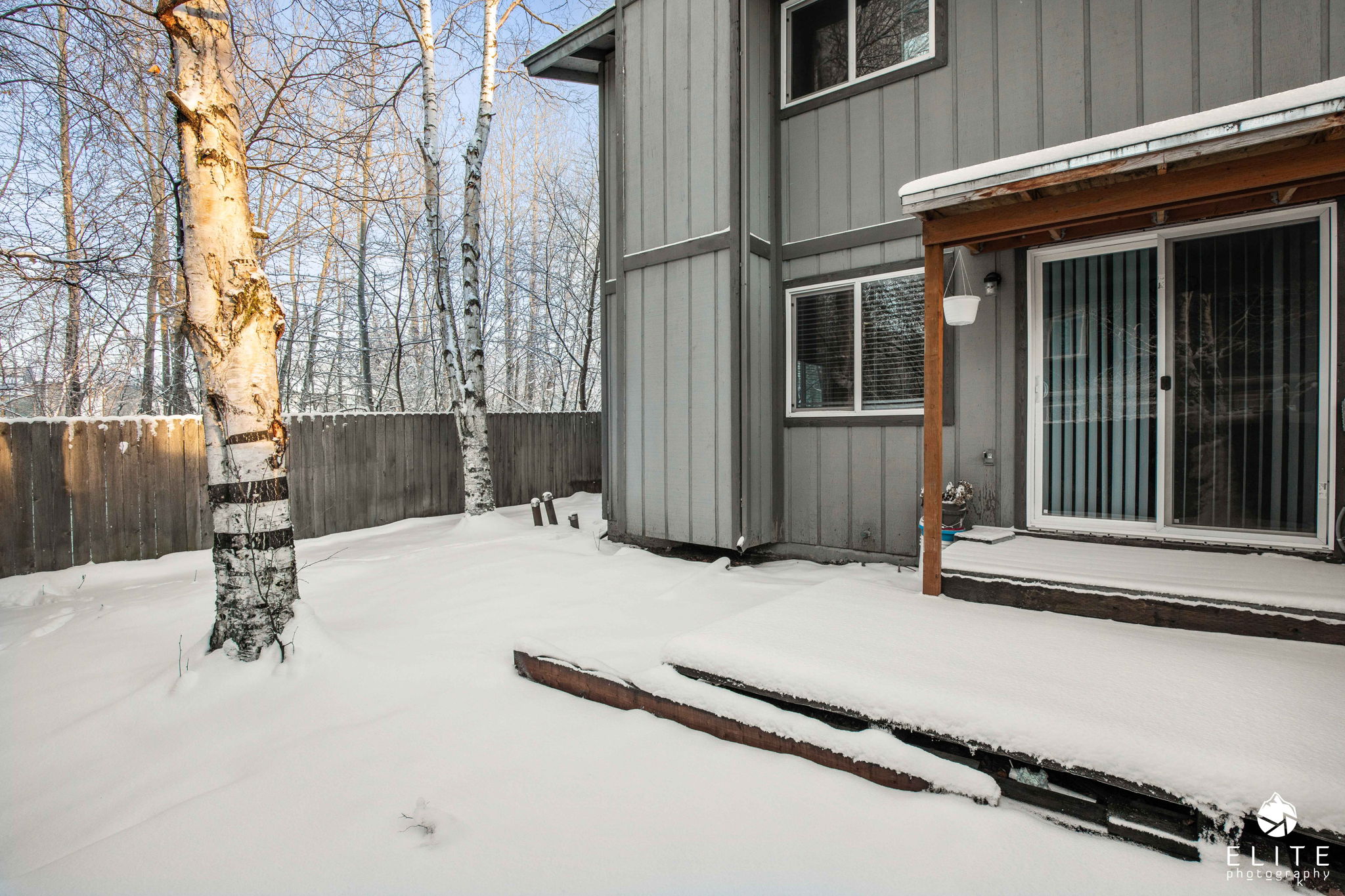 8600 Blackberry St, Anchorage, AK 99502 Elite Photography Alaska