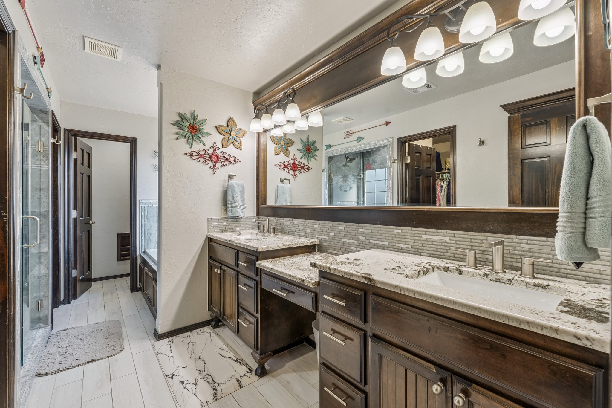 8600 NW 111th St_028.jpg