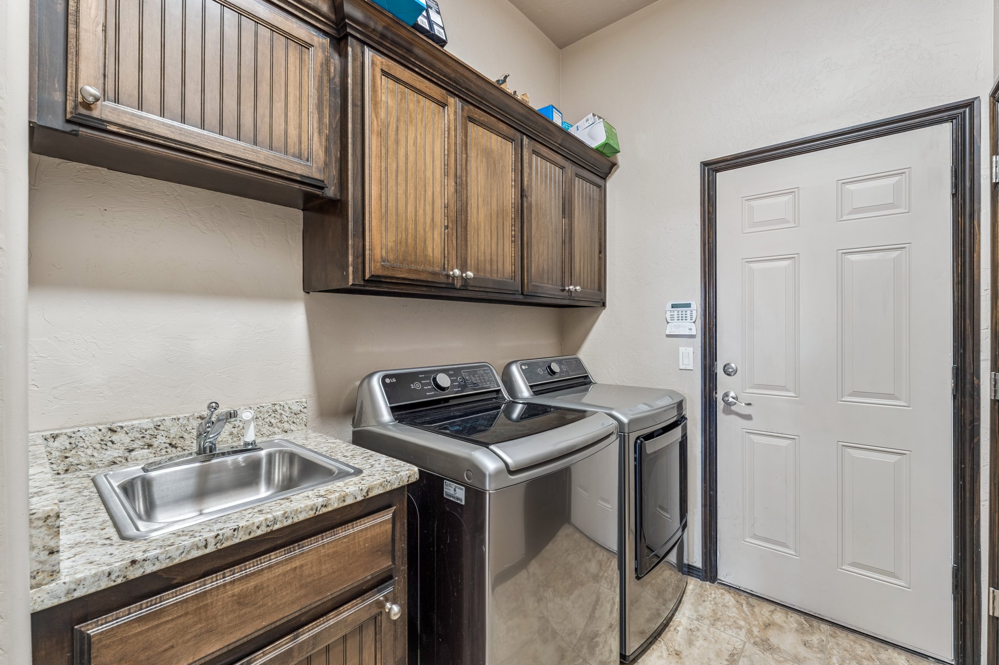 8600 NW 111th St_045.jpg