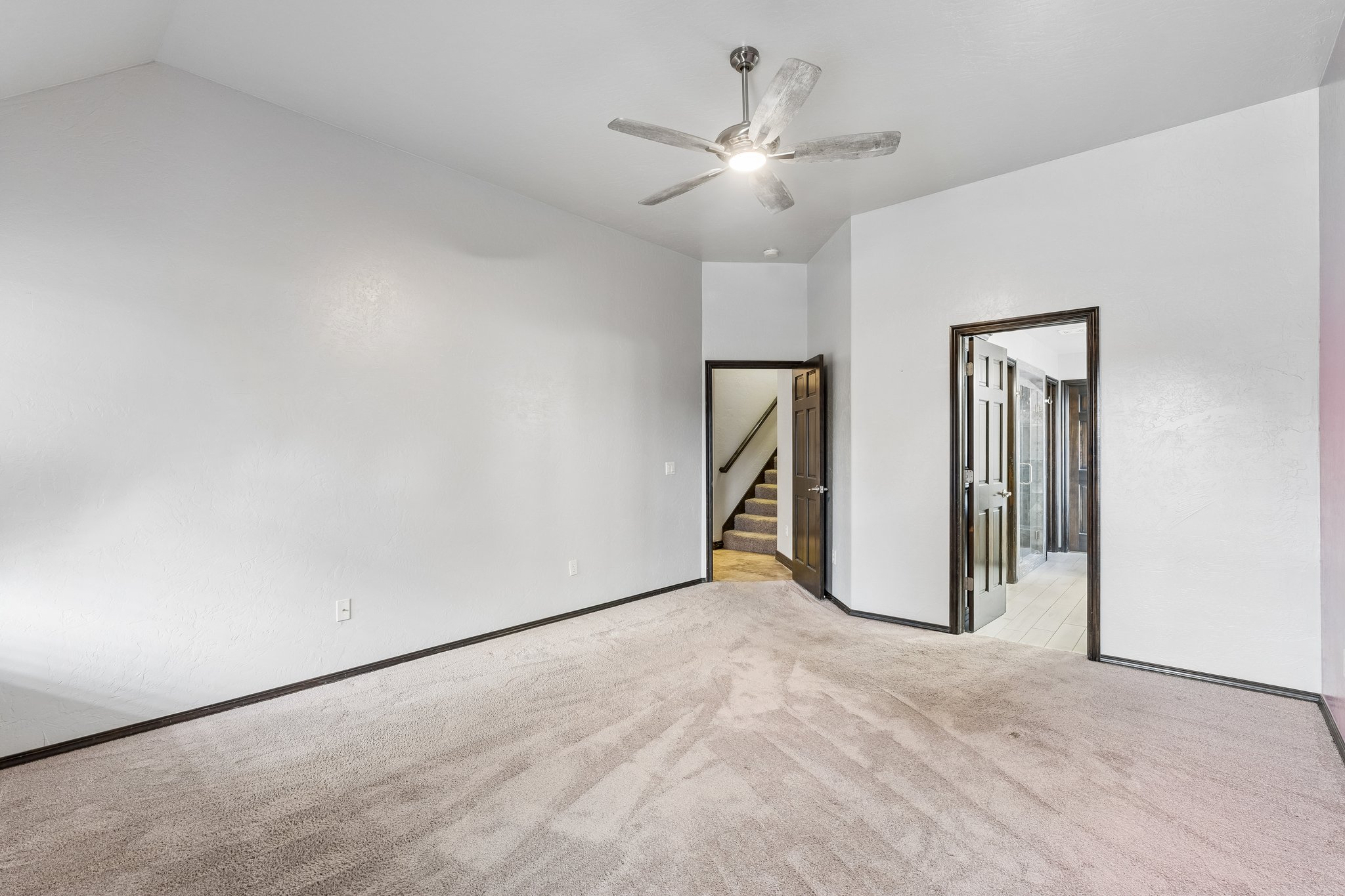 8600 NW 111th St_024 (2).jpg