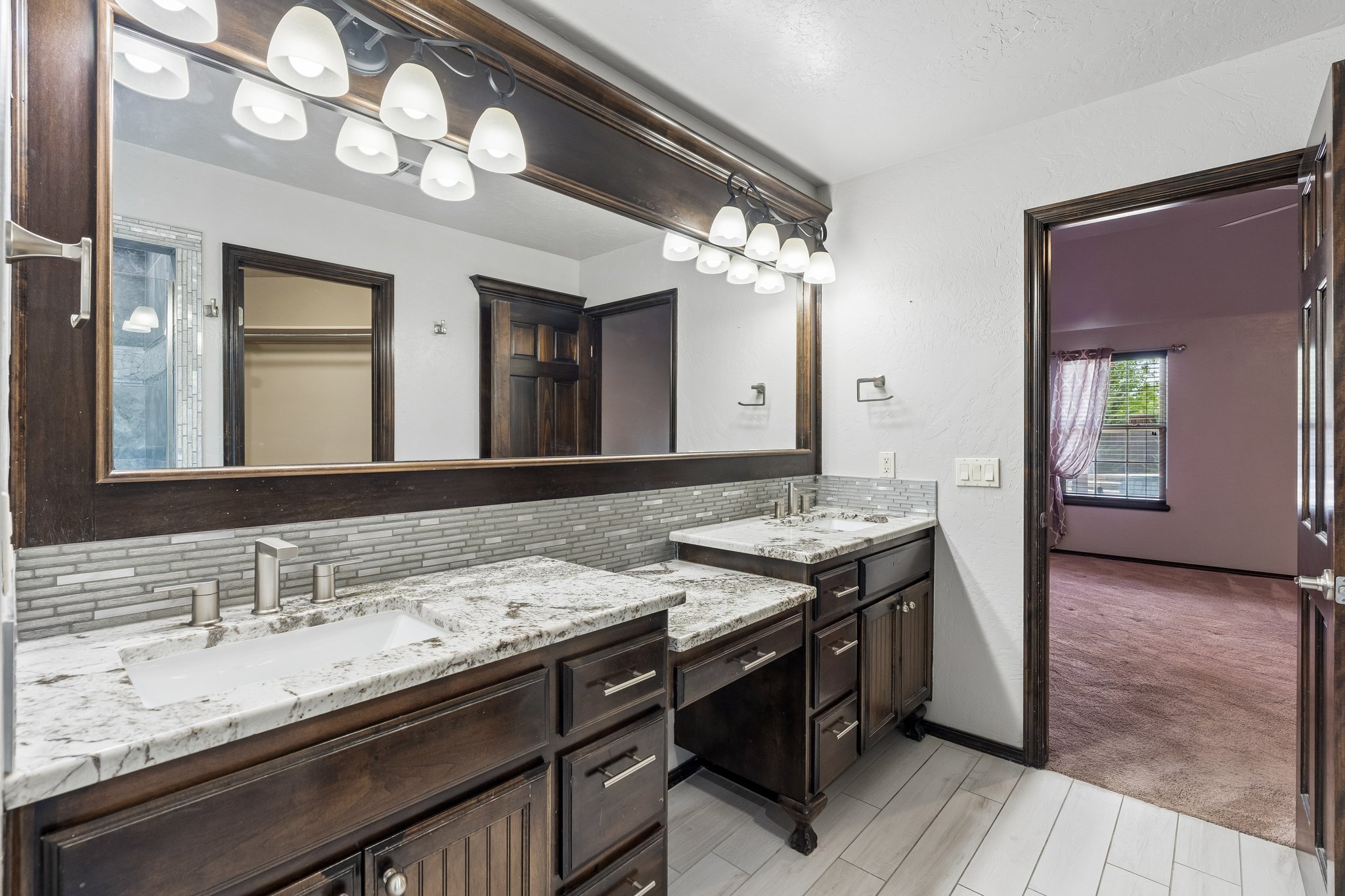 8600 NW 111th St_028 (2).jpg