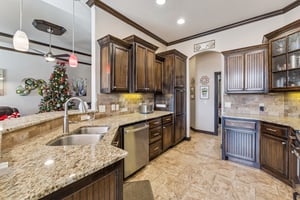 8600 NW 111th St_020.jpg