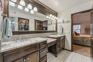 8600 NW 111th St_029.jpg