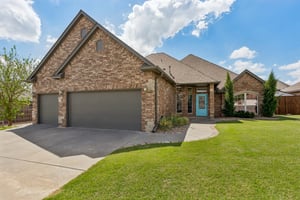 8600 NW 111th St_004 (2).jpg