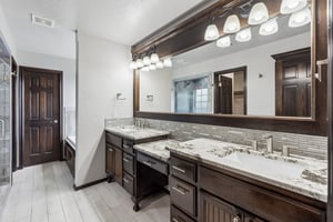 8600 NW 111th St_026 (2).jpg