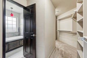 8600 NW 111th St_032 (2).jpg