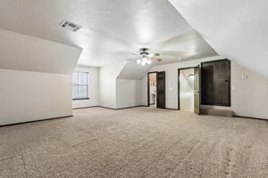 8600 NW 111th St_036 (2).jpg