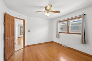 8600 W Ainslie St_008.jpg