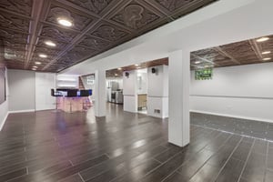 8600 W Ainslie St_013.jpg