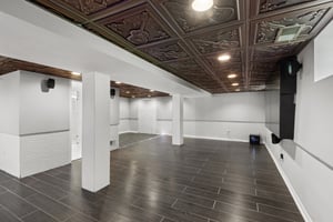 8600 W Ainslie St_014.jpg