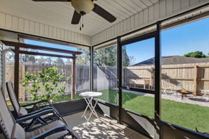 Screened-in Porch