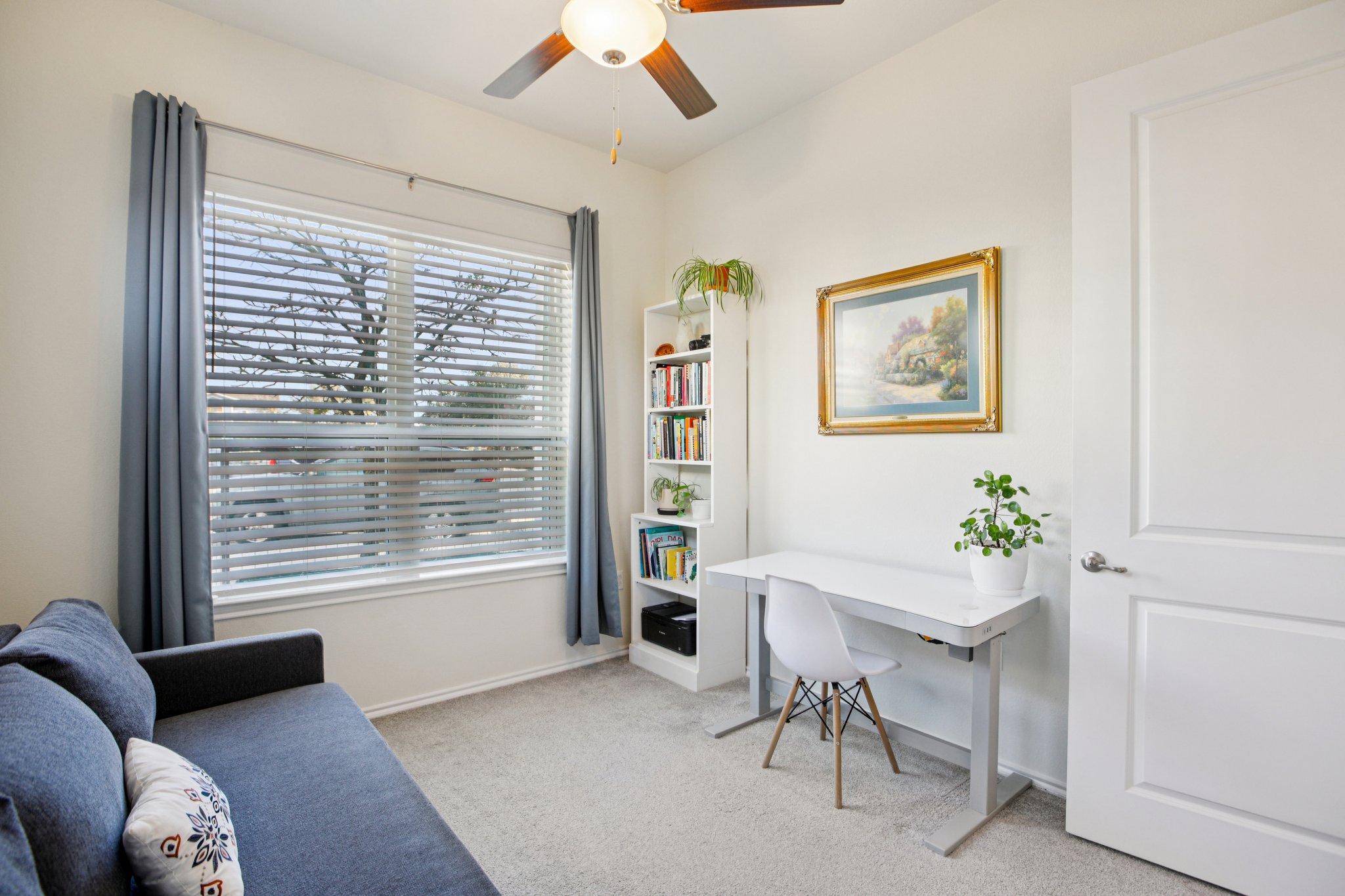 West Gate Blvd unit 4104-S0302-020.jpg