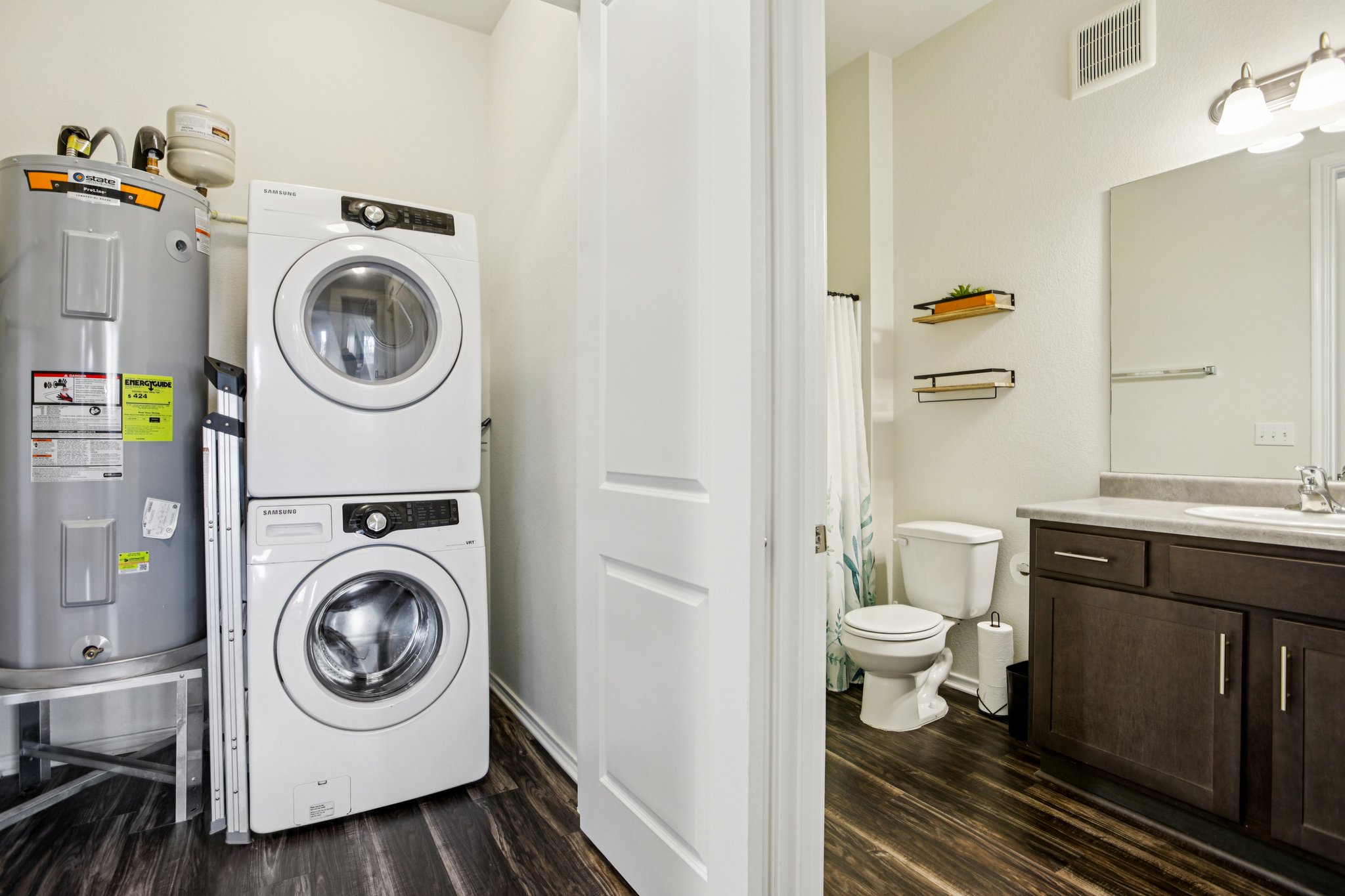 West Gate Blvd unit 4104-S0302-023.jpg